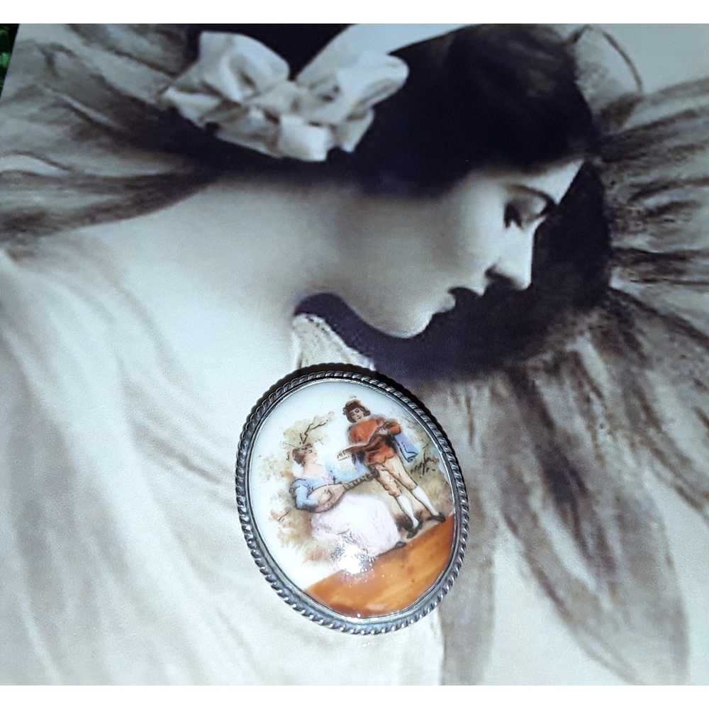 VTG 925 STERLING CAMEO PORCELAIN MINSTREL BROOCH - Picture 2 of 8